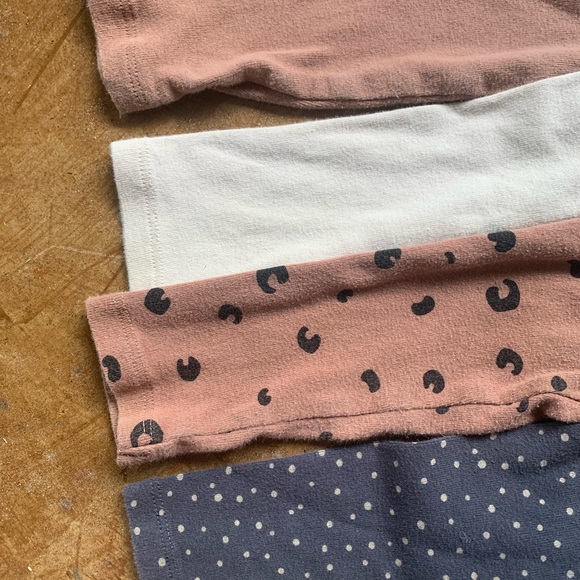 Organic cotton onesies - Picture 3 of 6